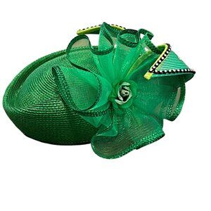 Elegant Green Fascinator Hat With Mesh & Rhinestones